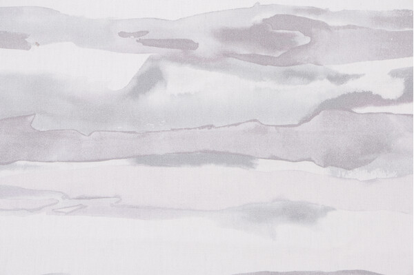 Poppy Wave Printed Drapery Fabric in Heather