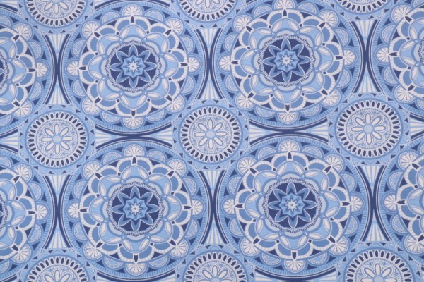 Medallion Bliss Printed Polyester Outdoor Fabric in Periwinkle 