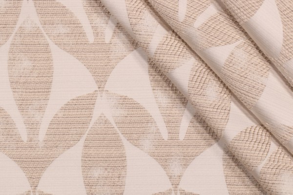 PK Lifestyles Aveline Damask Decorator Fabric in Champagne 