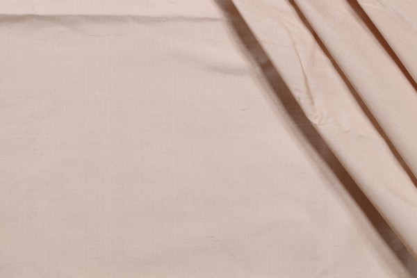 Click for 4 Yards Amelia Silk Decorator Fabric in Vanilla Amelia Silk Decorator Fabric in Vanilla
