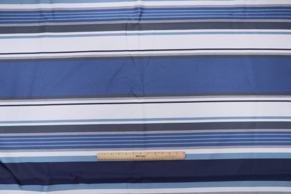Deangelo Woven Decorator Fabric in Indigo