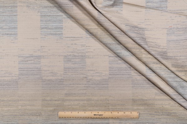 Jinsei Woven Upholstery Fabric in Tranquil