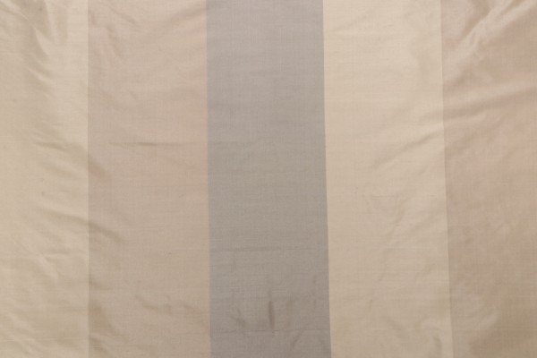 Viola Woven Silk Decorator Fabric in Gold