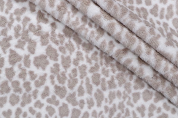 PK Lifestyles Leopard Prowl Faux-Fur Decorator Fabric in Fawn 