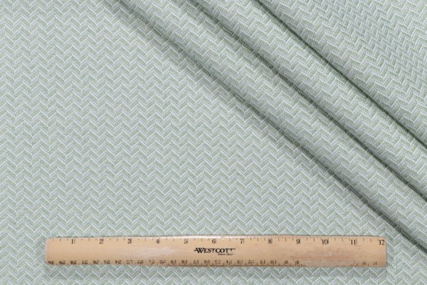 Kravet Mizzen Woven Polyester Outdoor Fabric in Clover CLOSEOUT 