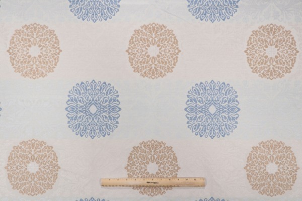 Elegant Floral Damask Decorator Fabric in Hydrangea