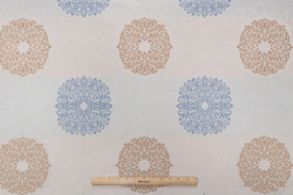 Elegant Floral Damask Decorator Fabric in Hydrangea