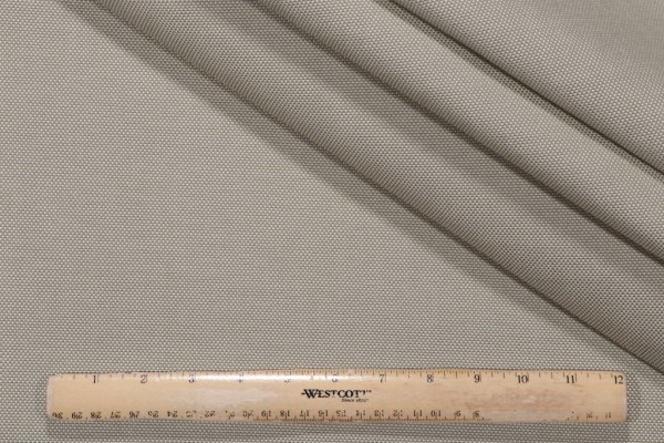 Uvita Woven Outdoor Fabric in Putty