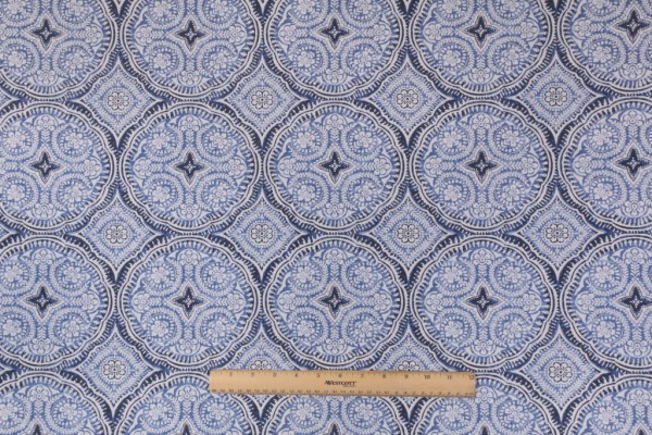 Richloom Besetta Printed Polyester Outdoor Fabric in Navy