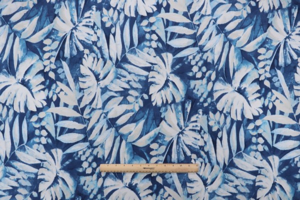 Tommy Bahama Drifting Tide Printed Polyester Outdoor Fabric in Horizon