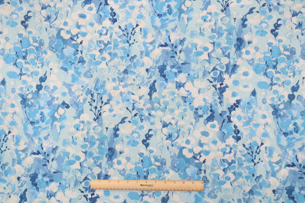 PK Lifestyles Painter&#39;s Garden Printed Polyester Outdoor Fabric in Blue Skies