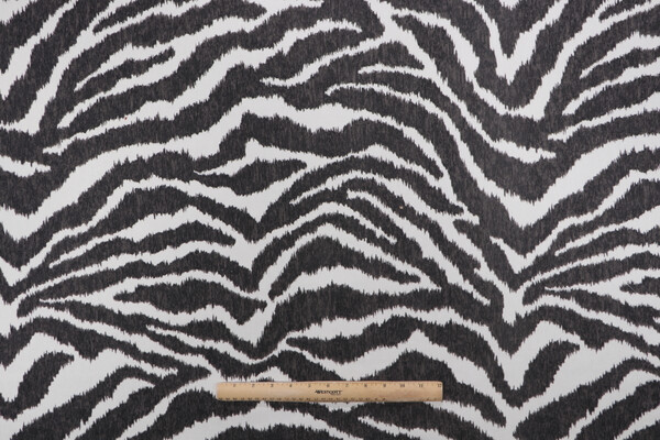 Kaufmann Wildcat Printed Cotton Drapery Fabric in Peppercorn