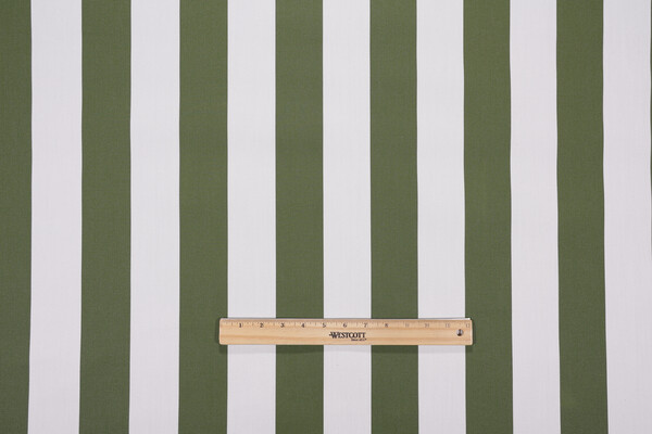 Outdura Kinzie Woven Solution Dyed Acrylic Outdoor Fabric in Grass 