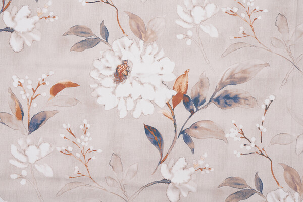 Swavelle/Mill Creek Rosella-Petro Printed Cotton Drapery Fabric in Amber 
