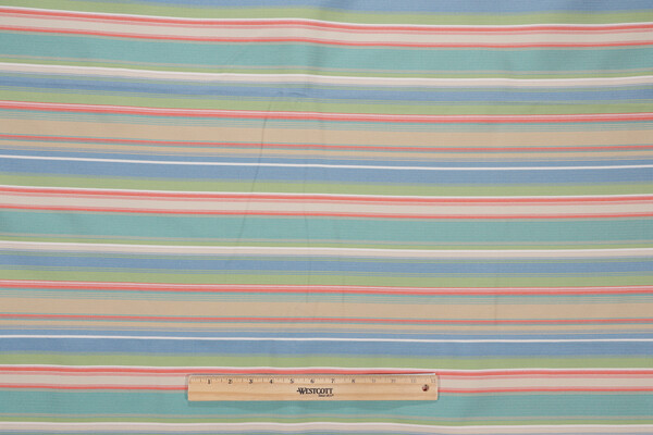 Phifer Geobella Woven Olefin Outdoor Fabric in Summer