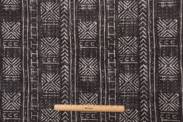 Genevieve Gorder Mali Mud Cloth Printed Polyester Outdoor Fabric in Ebony
