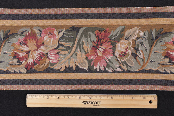 Click for 14.88 Yards Scalamandre Vercelli 6'' Border Tapestry Border Fabric in Red/Green/Olive Scalamandre Vercelli 6'' Border Tapestry Border Fabric in Red/Green/Olive