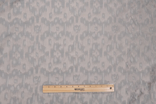 Oncilla Damask Decorator Fabric in Mist