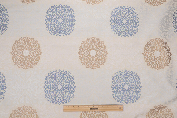 Elegant Floral Damask Decorator Fabric in Hydrangea