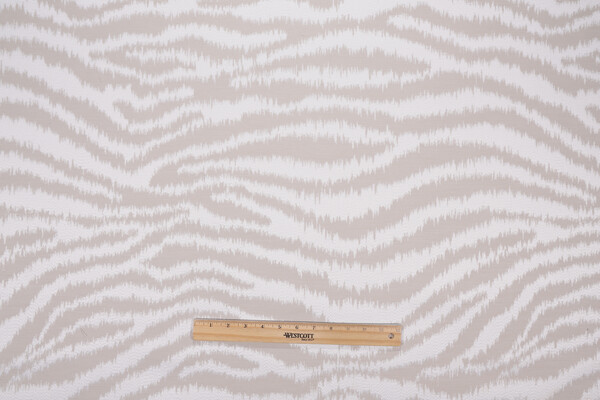 P Kaufmann Kelsea Tapestry Upholstery Fabric in Moonglow 